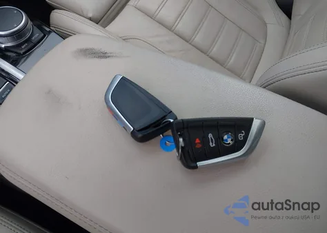 2021 BMW X3 Phev xDrive30E from USA, damaged, VIN 5UXTS1C02M9E93451